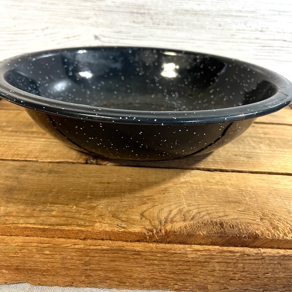 Vintage black speckled granite ware enamel bowl - Picture 2 of 5